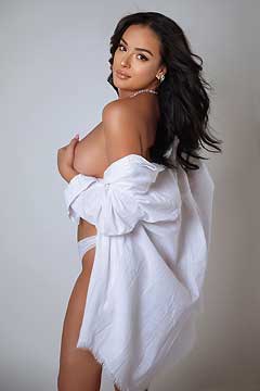 Grace London Fetish to Vanilla Role Play Escort, GFE, Tie and Tease, Light sensual Domination, Duo Escort and sexy Fantasy escort.