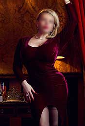 Sexy Busty Blonde English escort Harriet: Busty Blonde Dom, sexy busty GFE, Fetish escort, Tie and Tease, Role Play escort an dmore with sexy Harriet