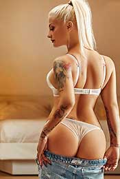 Dominatrix, Fetish, BDSM, Latex escort, Tie and Tease and Role-Play with London Escort Madeline