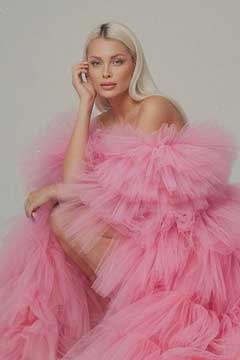 Mature London Escorts: Mature Busty Blonde GFE, Dominatrix, Fetish, Tie and Tease, Role Play and  Duo Escort Escort Tate